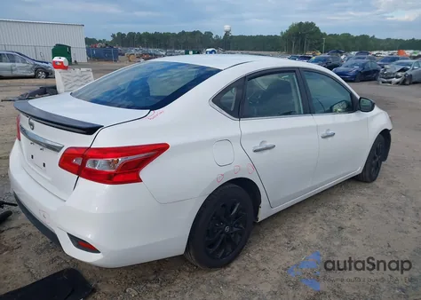 2018 Nissan Sentra S z USA, uszkodzony, nr VIN 3N1AB7AP3JY335878
